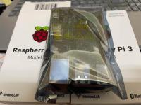 樹莓派 PI 3B  ( Raspberry Pi 3 B)